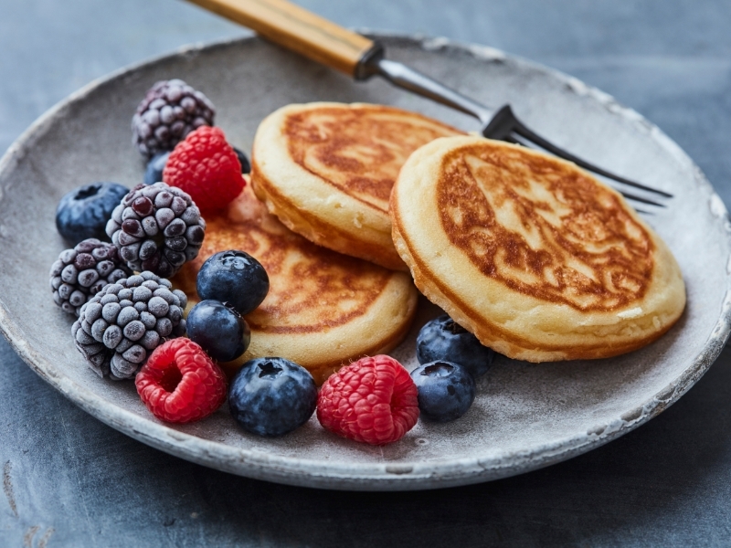 Dallo snack post-workout alla merenda: il pancake proteico conquista l'Italia